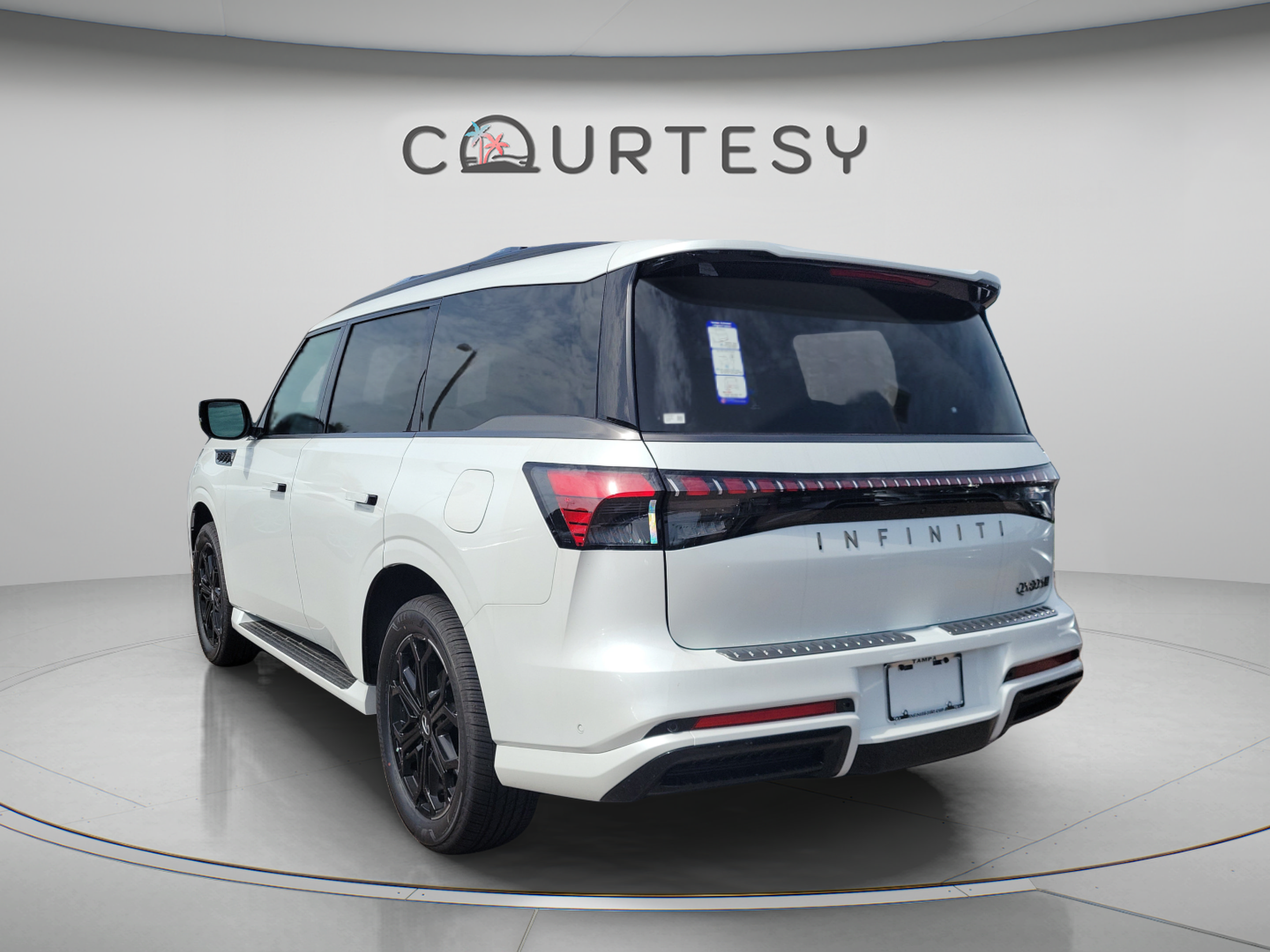 New 2027 INFINITI QX80 Sensory w/ Sport Exterior Package AWD/4WD image 2