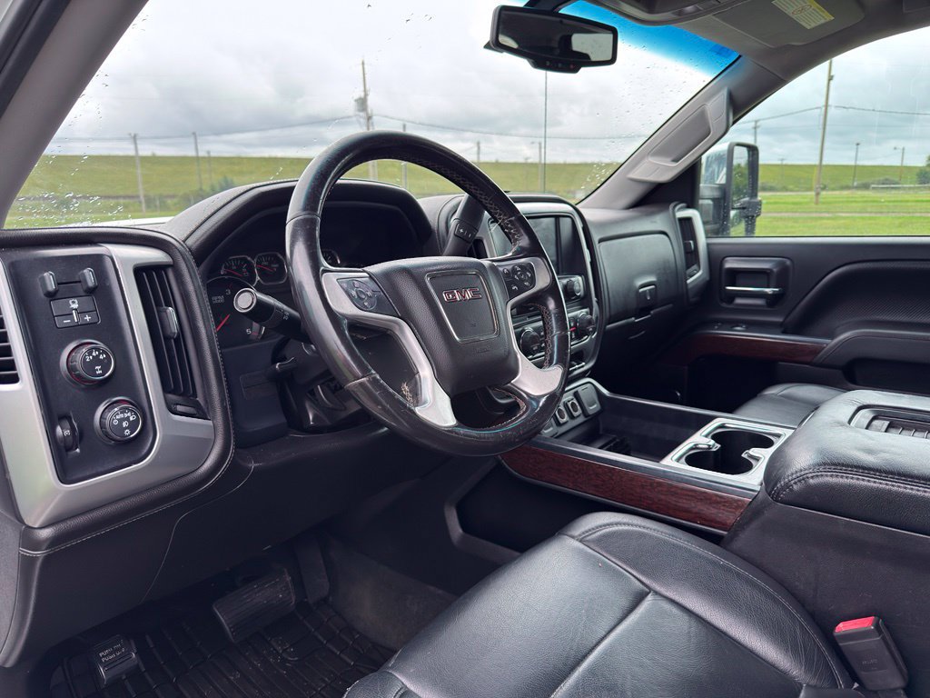 Used 2016 GMC Sierra 2500 SLT w/ Suspension Package, Off-Road AWD/4WD image 22