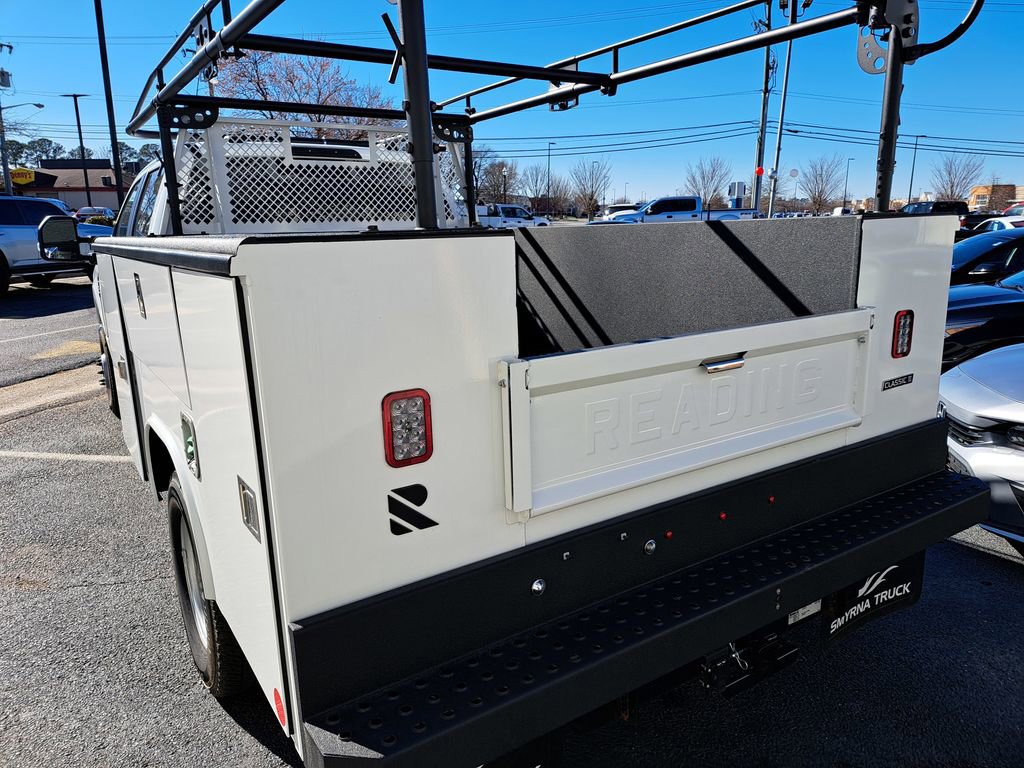 New 2025 Ford F350 XL w/ XL Chrome Package image 4