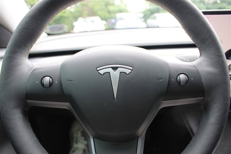 Used 2021 Tesla Model 3 Standard Range Plus RWD image 13