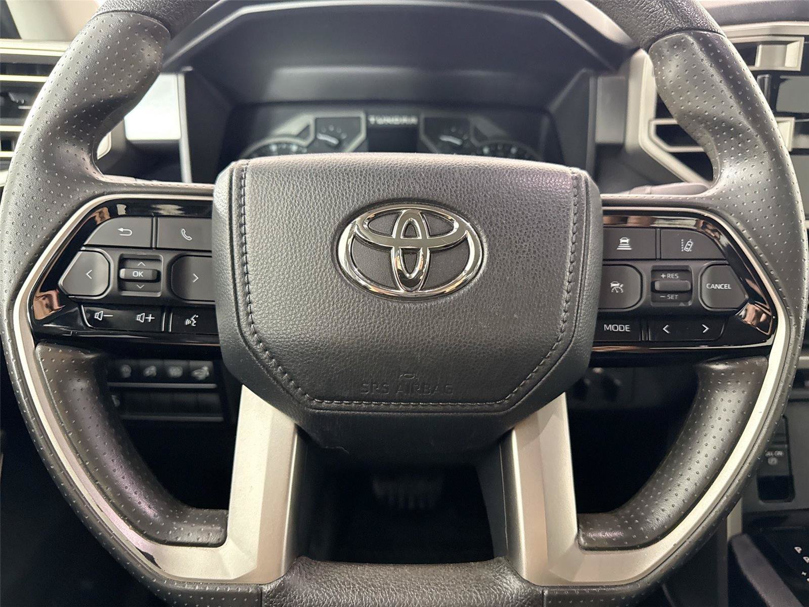 Used 2023 Toyota Tundra SR5 w/ SR5 Convenience Package AWD/4WD image 16