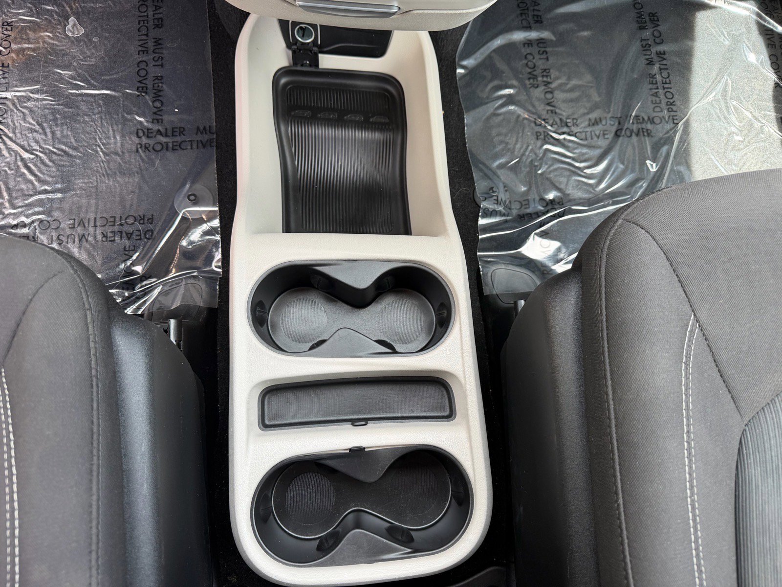 Used 2023 Chrysler Voyager LX FWD image 35