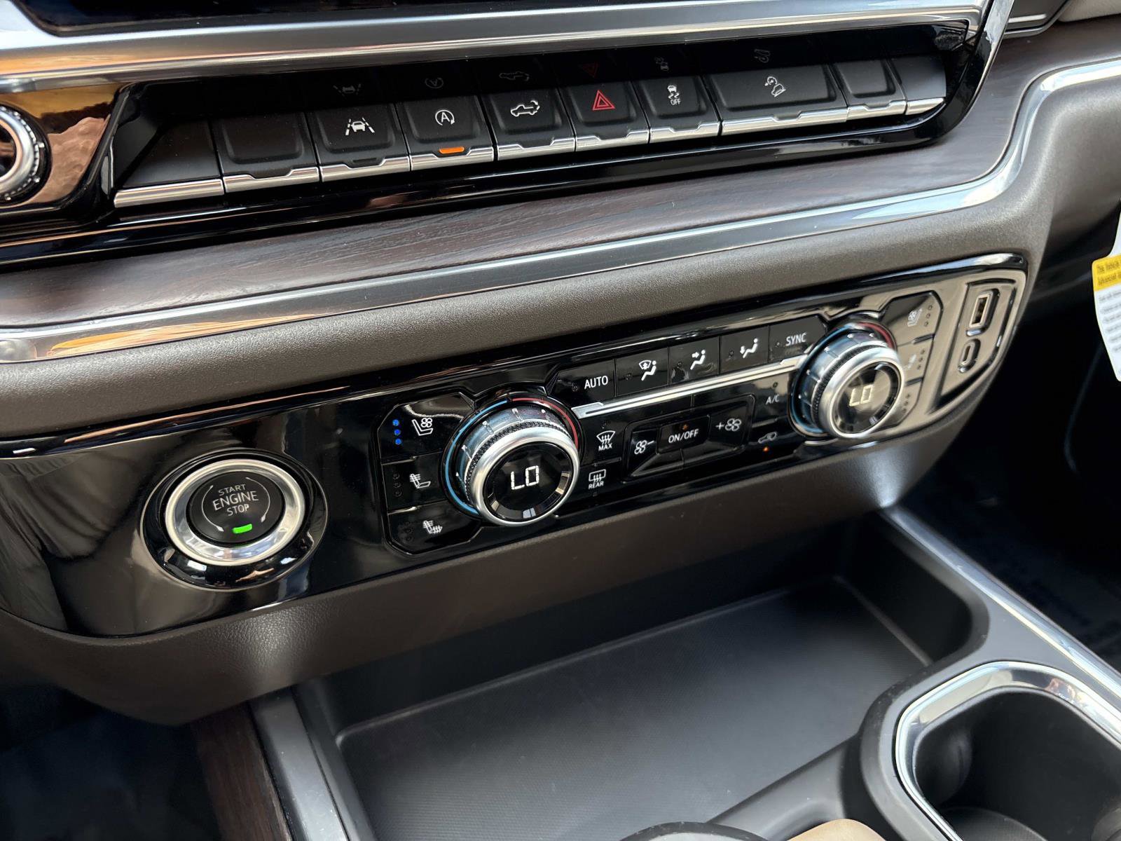 Certified 2023 GMC Sierra 1500 SLT w/ SLT Convenience Package image 26