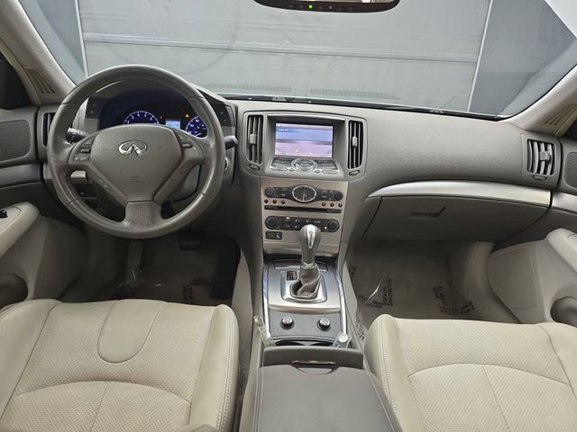 Used 2015 INFINITI Q40 w/ Moonroof Package image 21