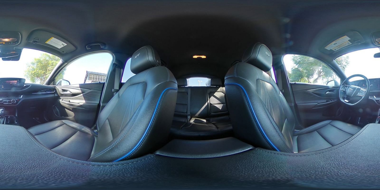 Used 2025 Buick Envista Sport Touring image 42