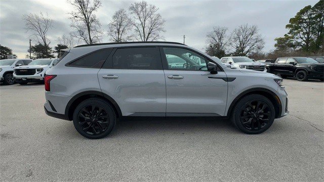 Used 2022 Kia Sorento SX image 11