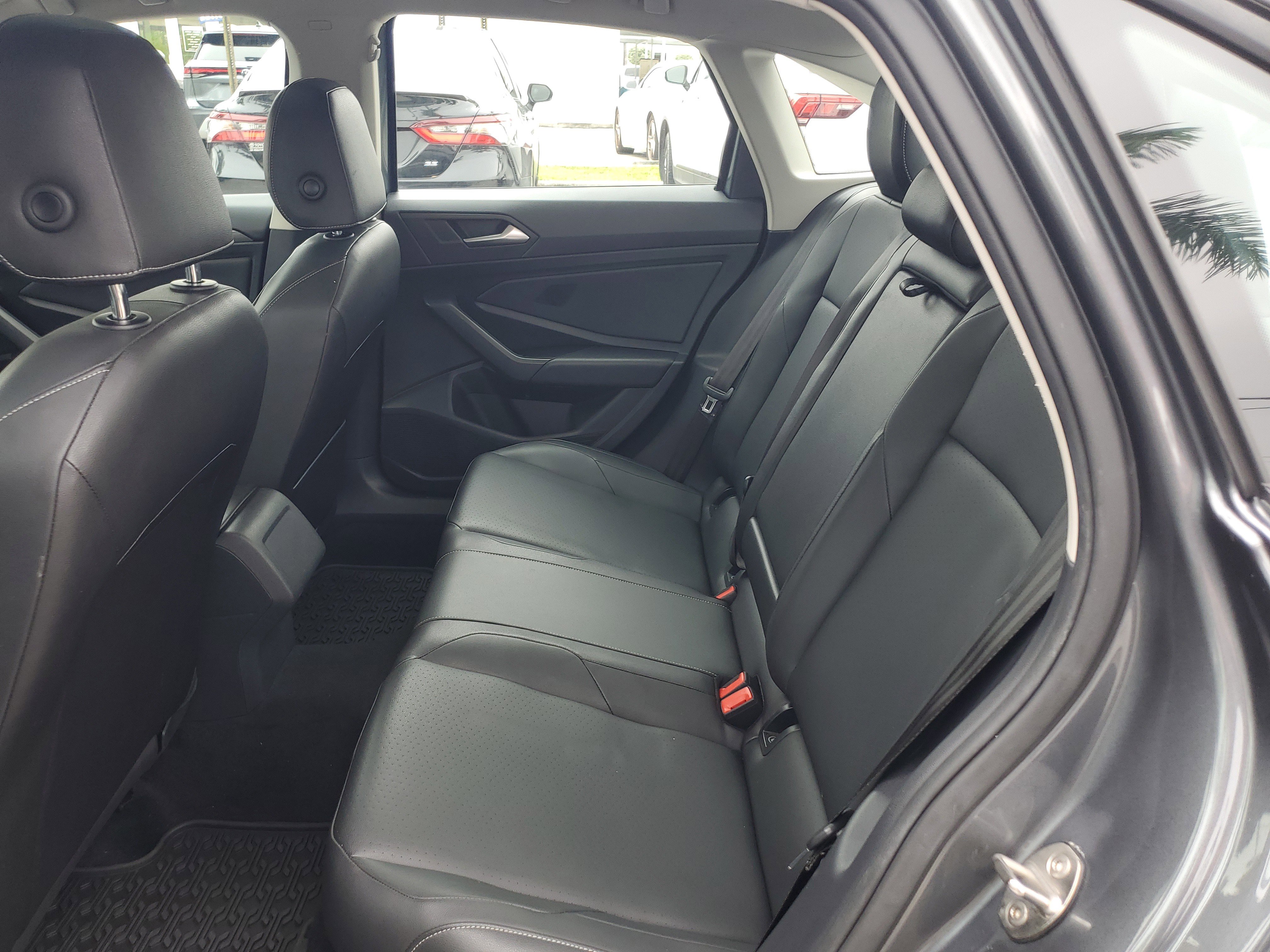 Used 2019 Volkswagen Jetta SEL image 16