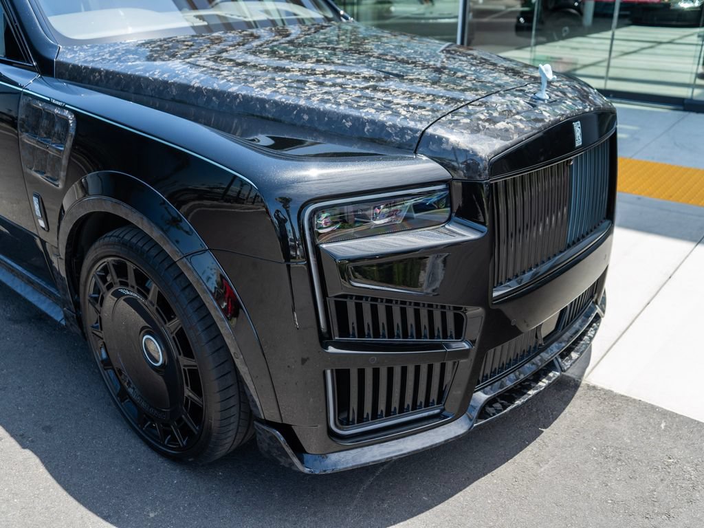Used 2026 Rolls-Royce Cullinan AWD/4WD image 14