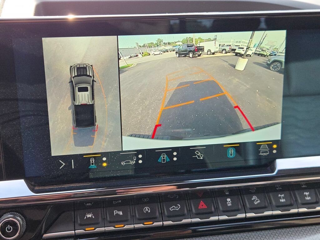 Certified 2023 Chevrolet Silverado 1500 ZR2 w/ Technology Package AWD/4WD image 34