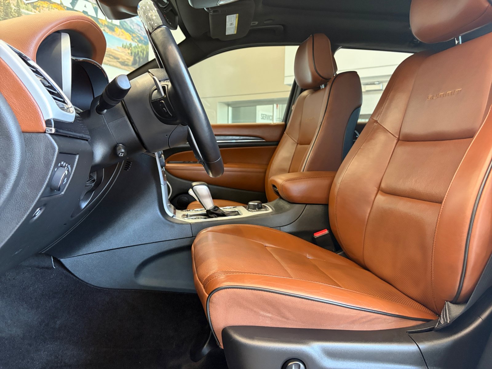 Used 2018 Jeep Grand Cherokee Summit AWD/4WD image 12