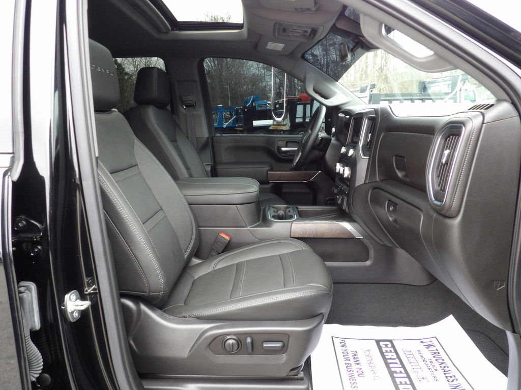 Used 2023 GMC Sierra 3500 Denali w/ Denali Ultimate Package AWD/4WD image 48
