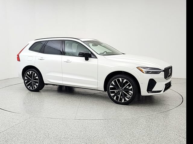 Certified 2026 Volvo XC60 B5 Ultra AWD/4WD image 3