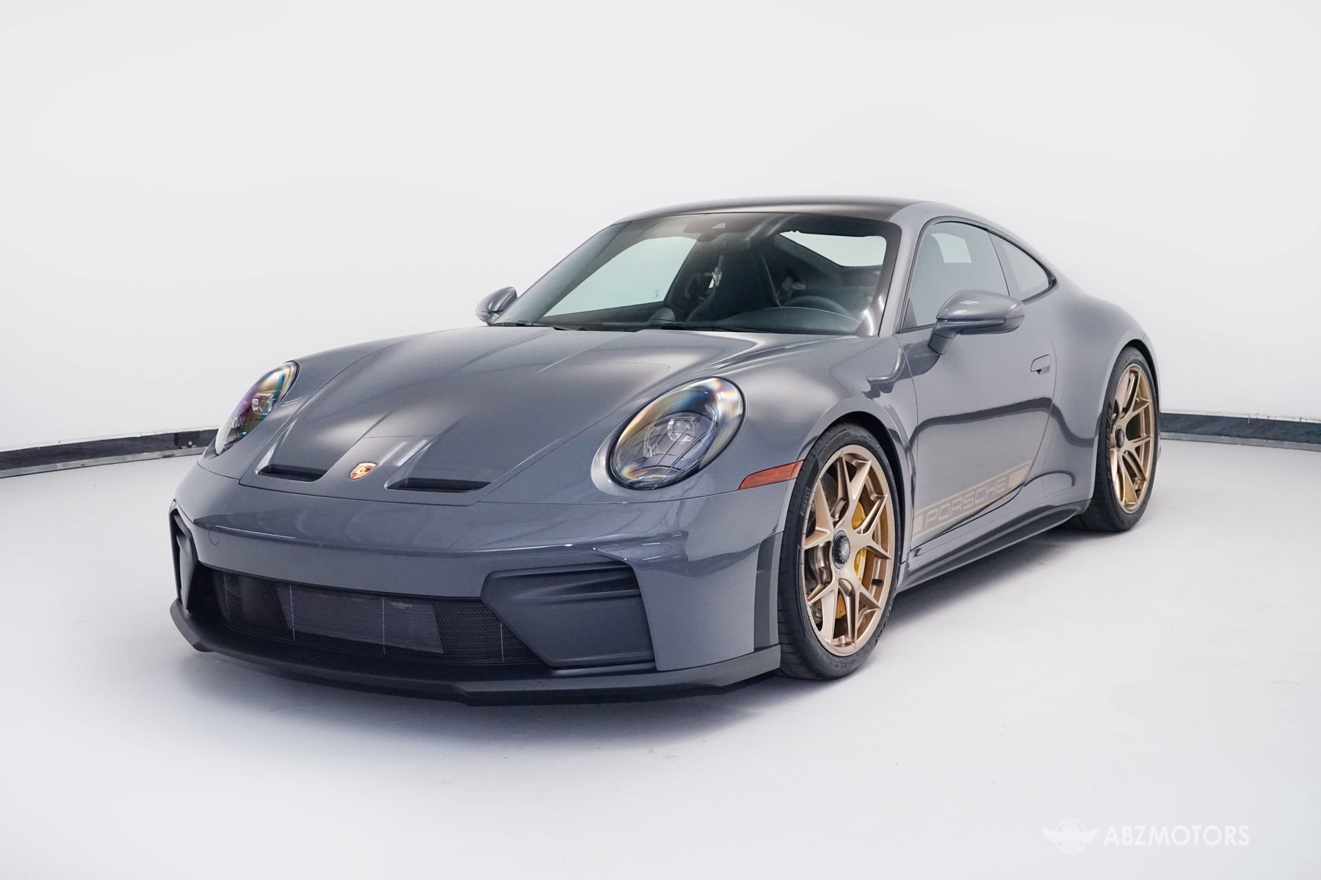Used 2026 Porsche 911 GT3 RWD image 2