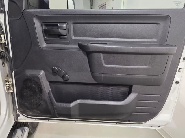 Used 2012 RAM 3500 ST w/ Trailer Brake Control Group image 17