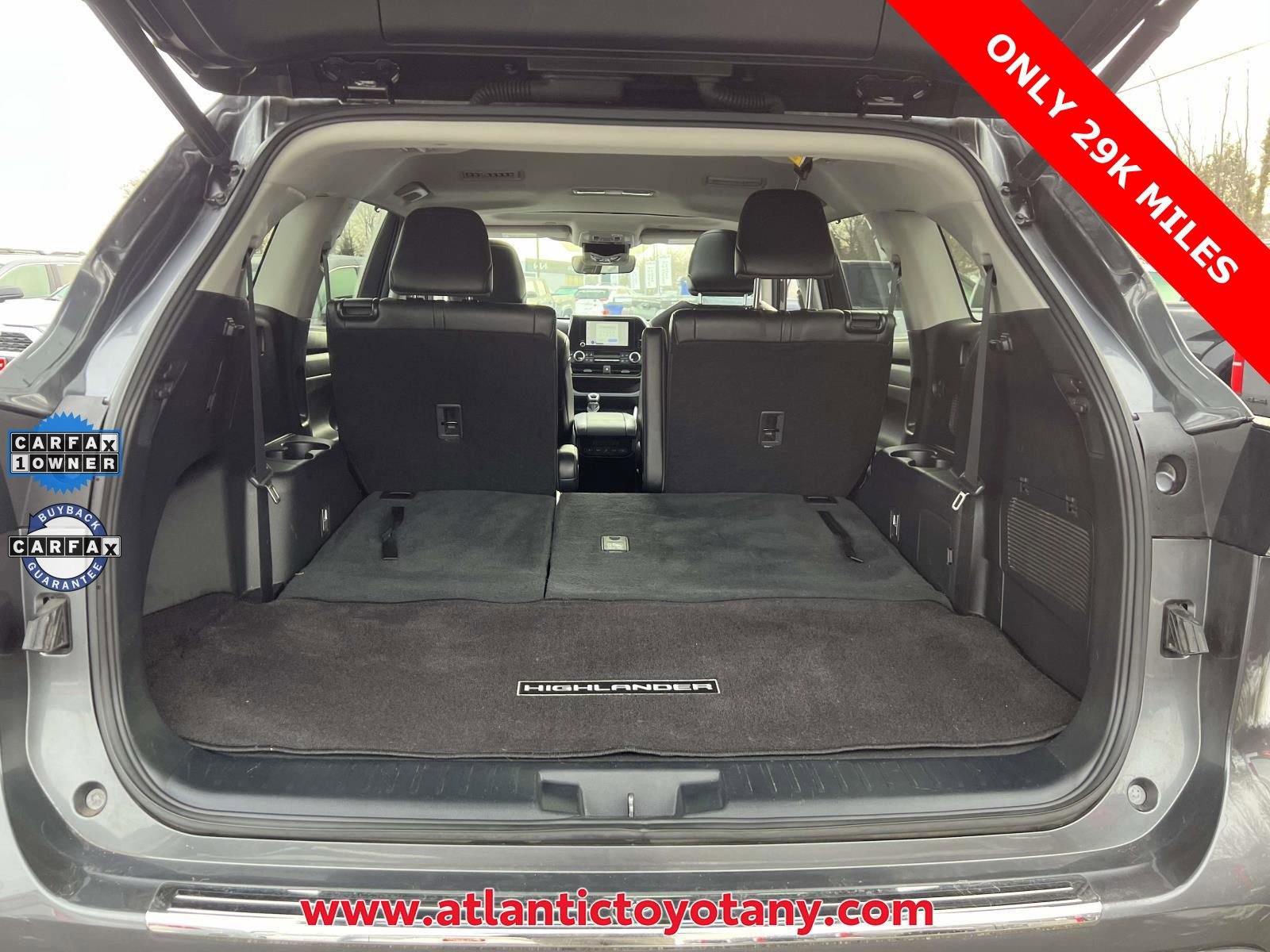 Used 2023 Toyota Highlander XLE AWD/4WD image 13