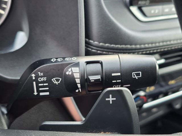 Used 2023 Nissan Rogue SV FWD image 39