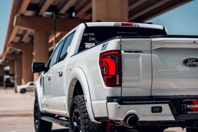 New 2025 Ford F150 Lariat w/ Equipment Group 502A High image 21