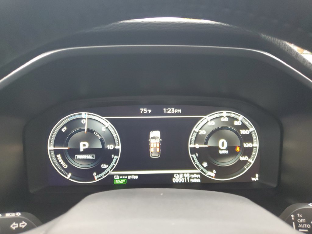 Used 2025 Mitsubishi Outlander SEL AWD/4WD image 19
