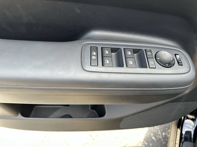 Used 2026 Hyundai Santa Fe SEL FWD image 15