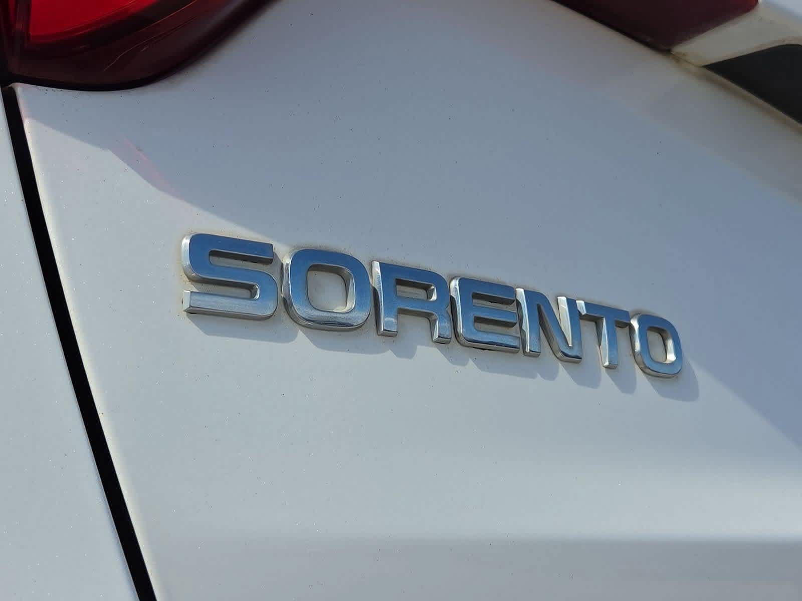 Used 2014 Kia Sorento SX w/ 3rd Row Package FWD image 12