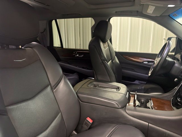 Used 2017 Cadillac Escalade Premium Luxury RWD image 23
