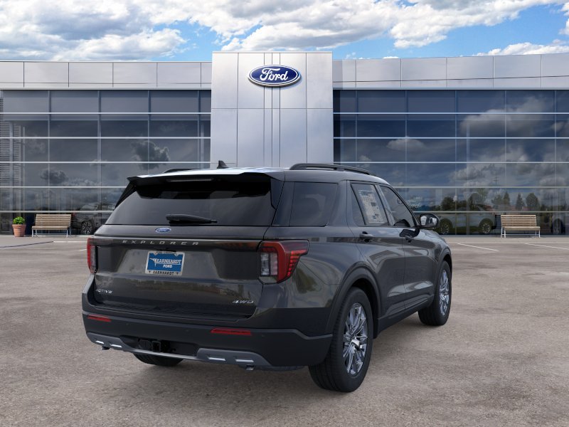 New 2026 Ford Explorer Active w/ Active Comfort Package AWD/4WD image 8
