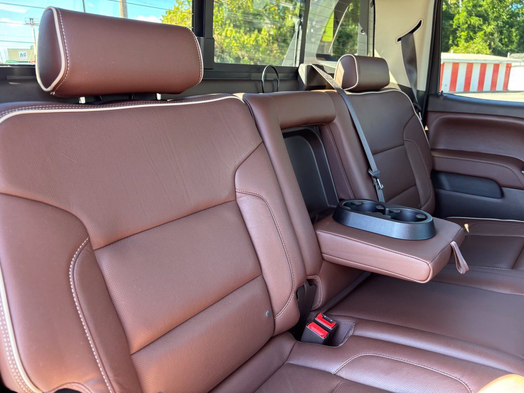 Used 2017 Chevrolet Silverado 1500 High Country w/ High Desert Package AWD/4WD image 31