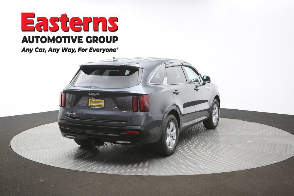 Used 2024 Kia Sorento LX FWD image 40