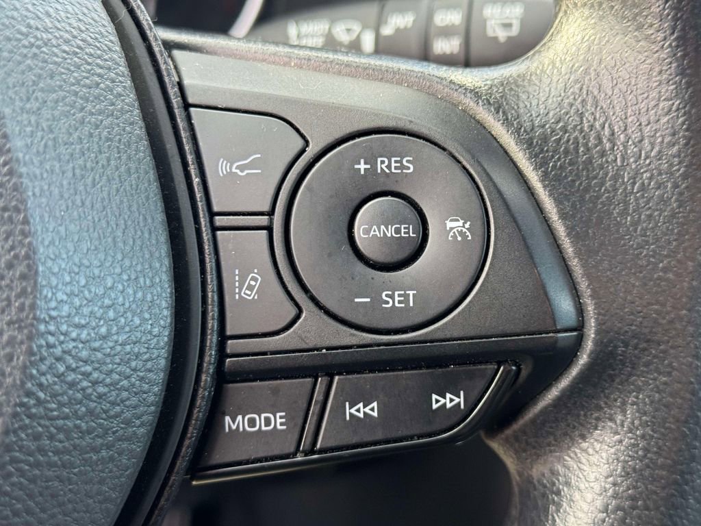 Used 2024 Toyota RAV4 XLE image 22