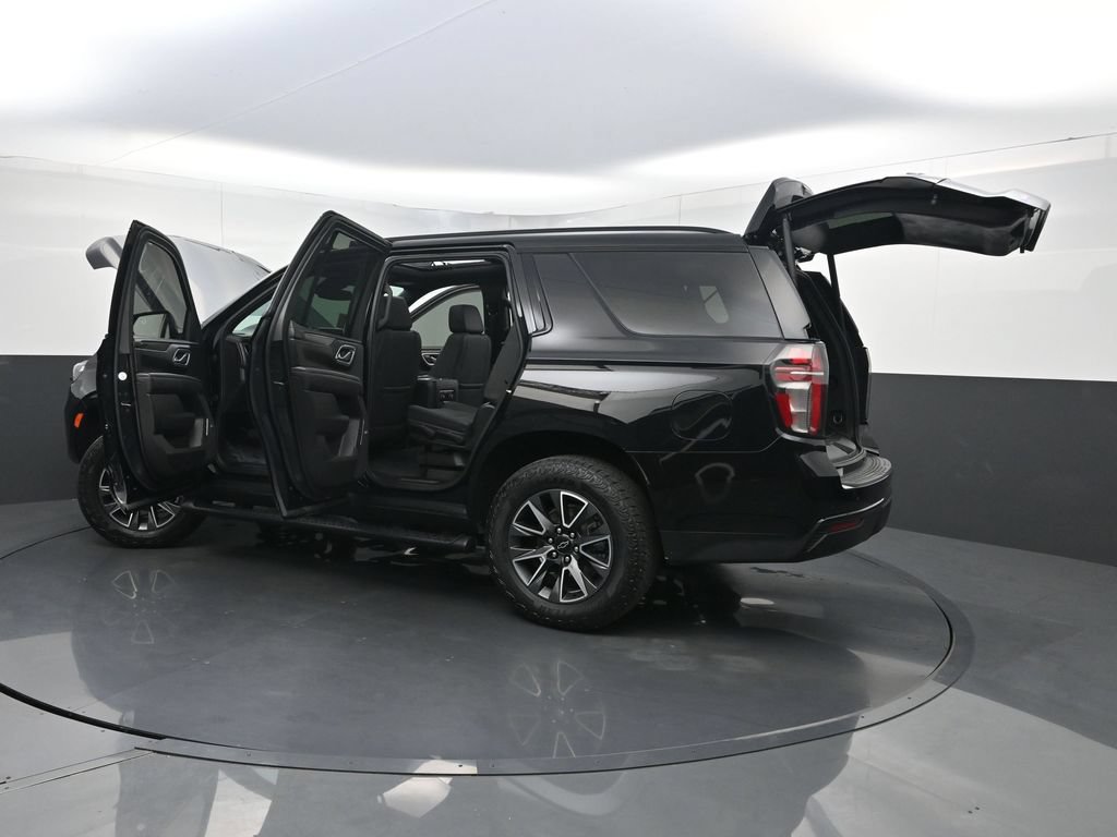 Used 2024 Chevrolet Tahoe Z71 w/ Luxury Package AWD/4WD image 42