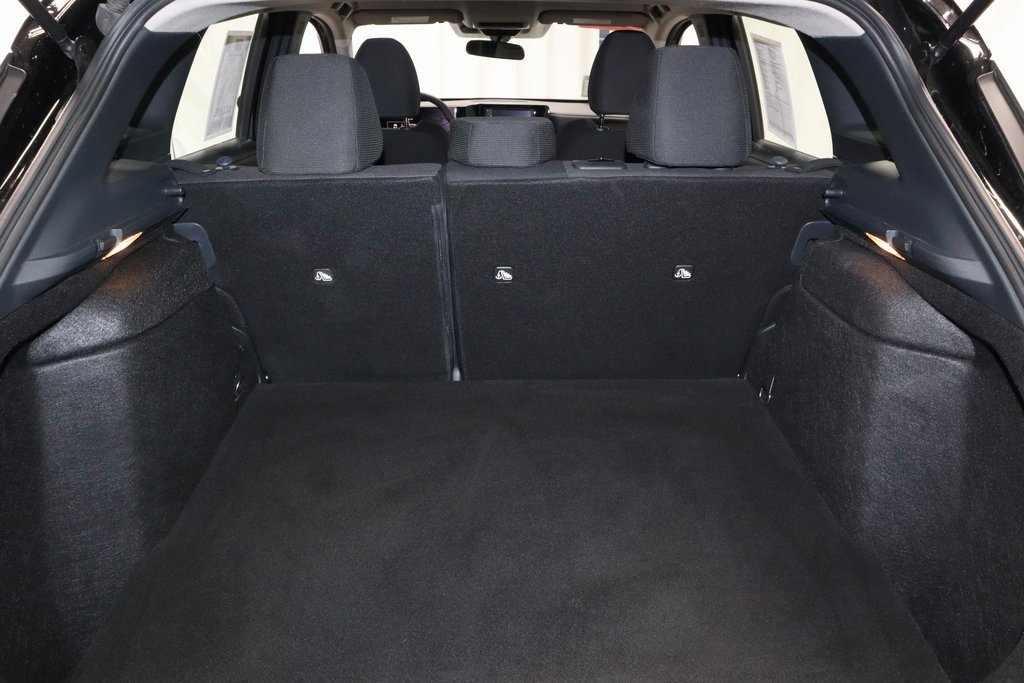 Certified 2025 Nissan Kicks S image 16