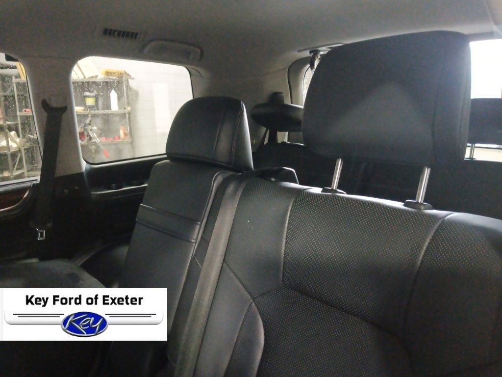 Used 2020 Lexus LX 570 4WD w/ Luxury Package image 20