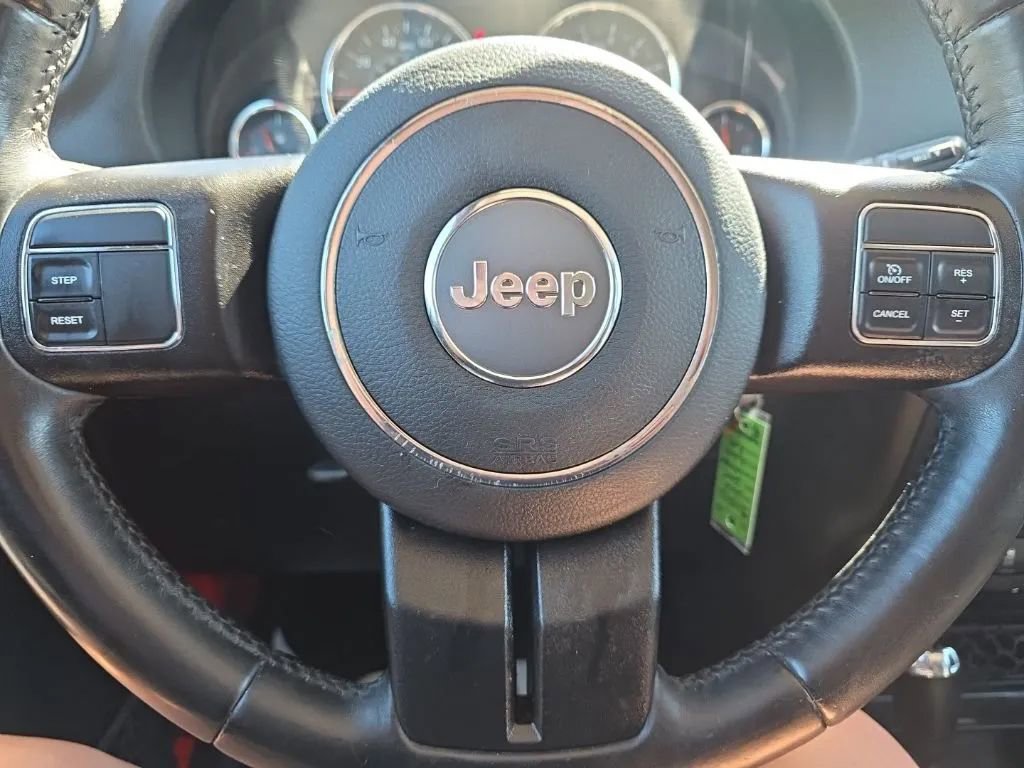 Used 2018 Jeep Wrangler Unlimited Sahara AWD/4WD image 22