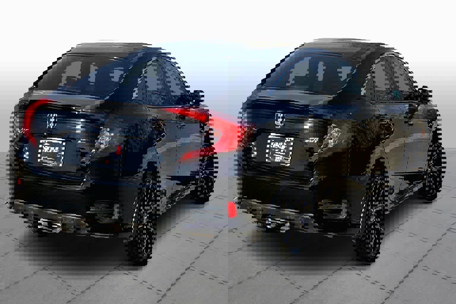 Used 2019 Honda Civic Sport image 13