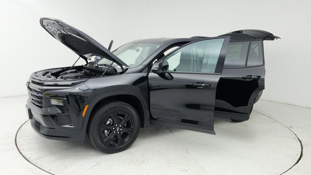 New 2027 Chevrolet Traverse LT w/ Driver Confidence Package FWD image 10