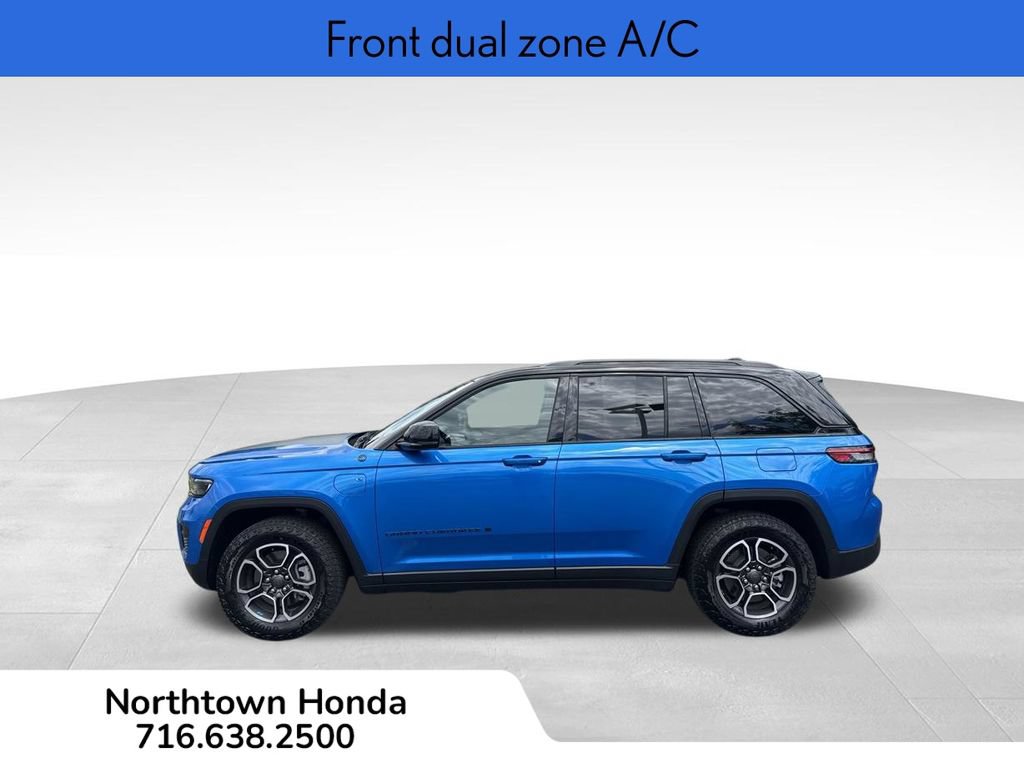 Used 2023 Jeep Grand Cherokee Trailhawk w/ Luxury Tech Group III AWD/4WD image 8