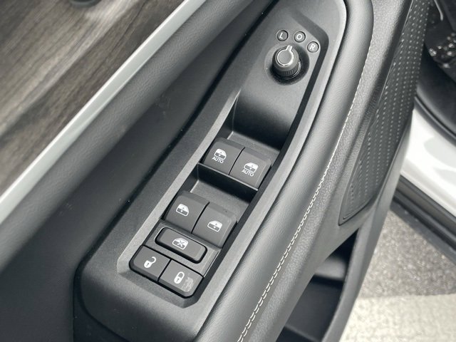 New 2025 Jeep Grand Cherokee L Limited image 13