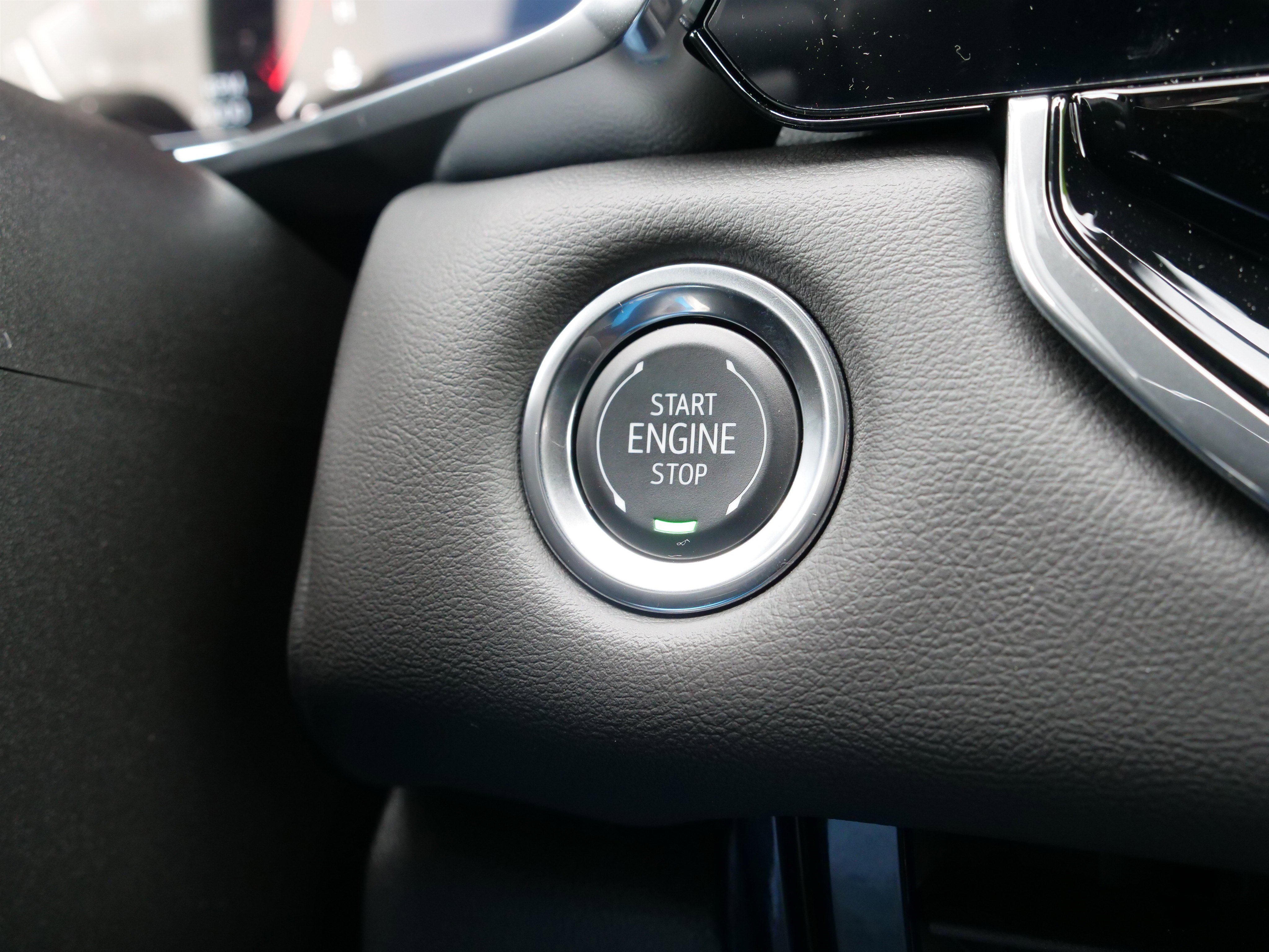 New 2025 GMC Canyon Elevation w/ Convenience Package image 22