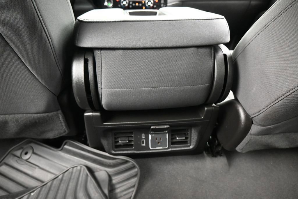 Used 2023 Chevrolet Silverado 1500 LT RWD image 37