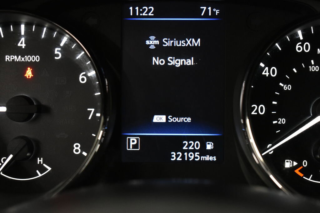 Used 2020 Nissan Rogue Sport SV w/ All-Weather Package image 9