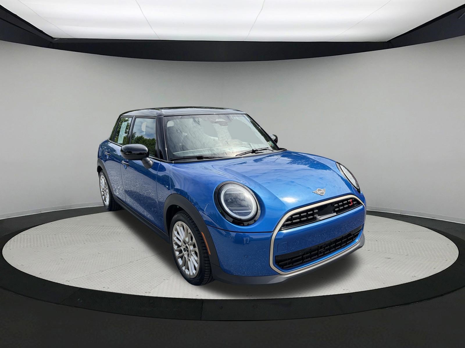 Used 2025 MINI Cooper S FWD image 3