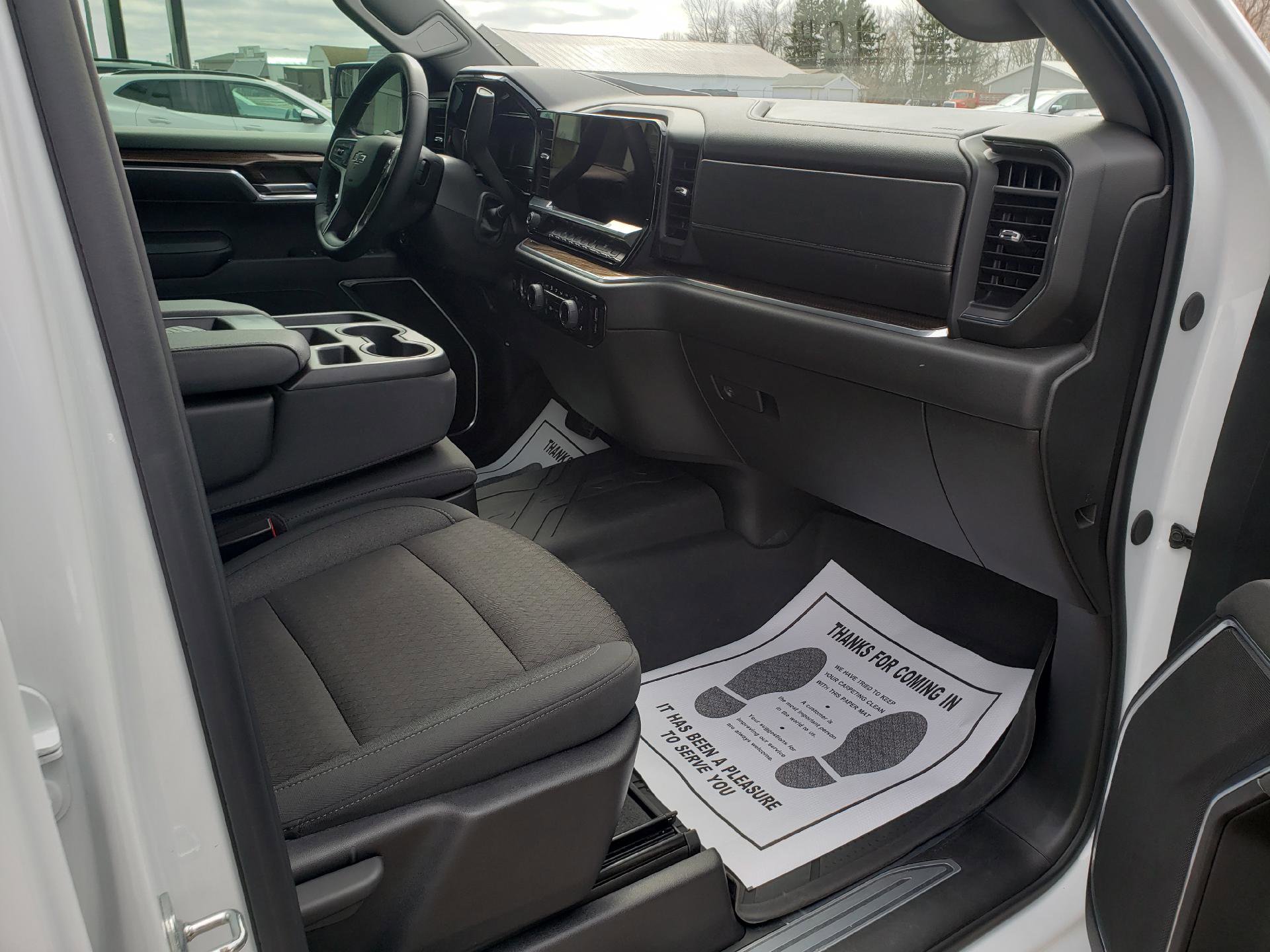 Used 2024 Chevrolet Silverado 1500 RST AWD/4WD image 12