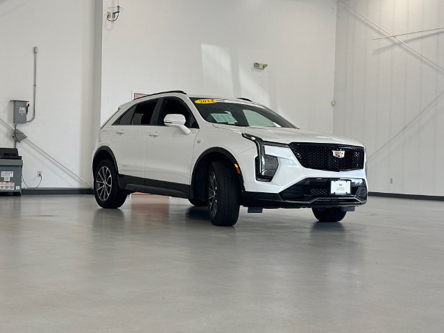 Used 2024 Cadillac XT4 Sport w/ LPO, Floor Liner Package AWD/4WD image 2
