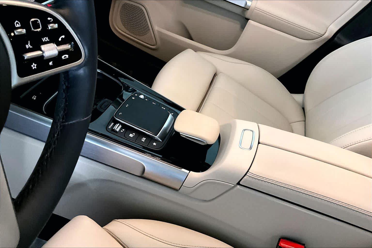 Certified 2023 Mercedes-Benz GLB 250 4MATIC image 17