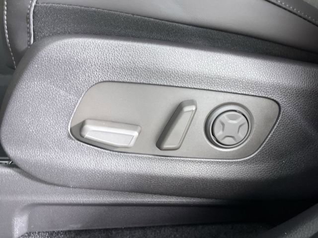 New 2026 Kia Carnival EX image 34