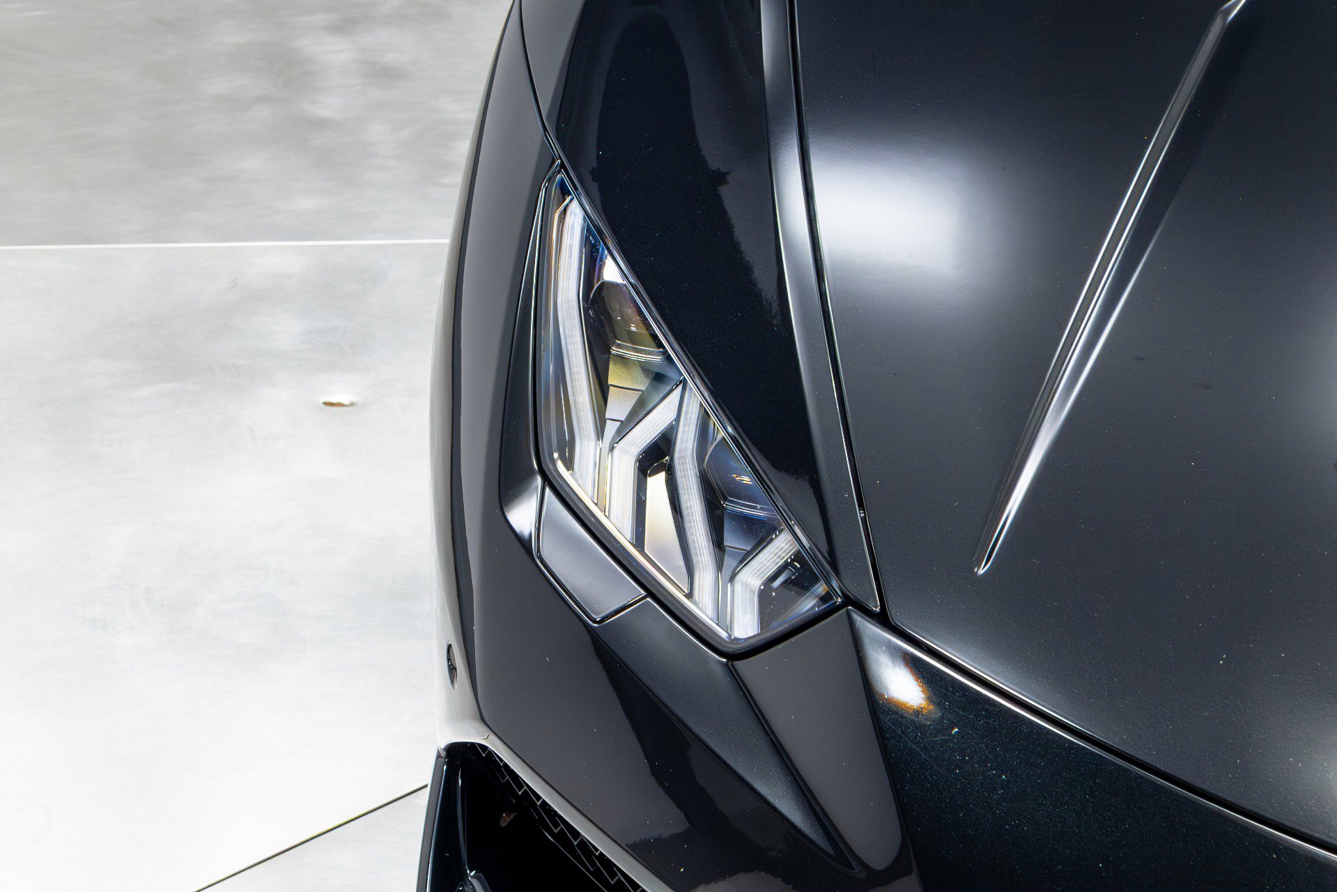 Used 2017 Lamborghini Huracan LP 610-4 image 49