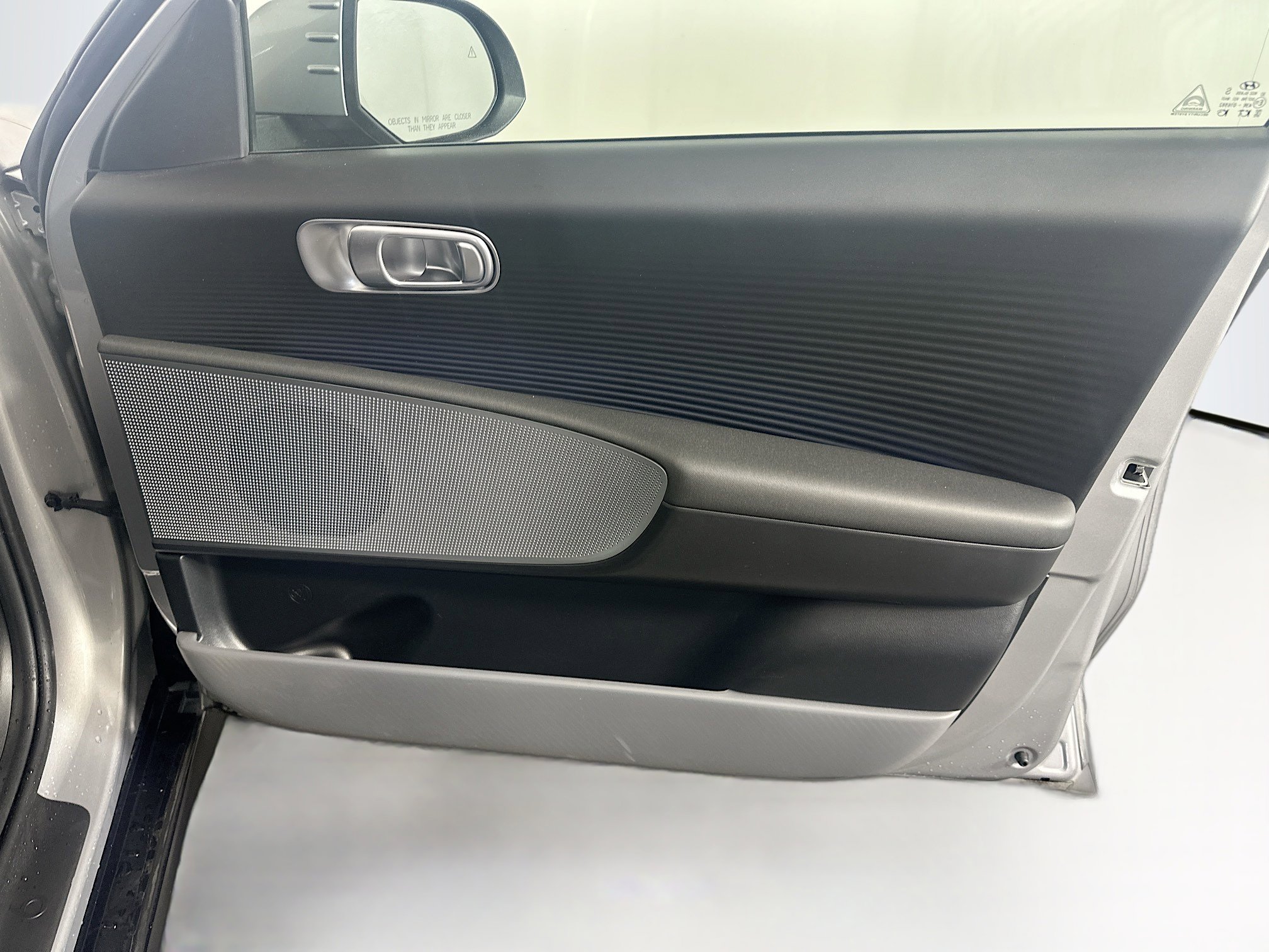 Used 2024 Hyundai Ioniq 6 SEL RWD image 34