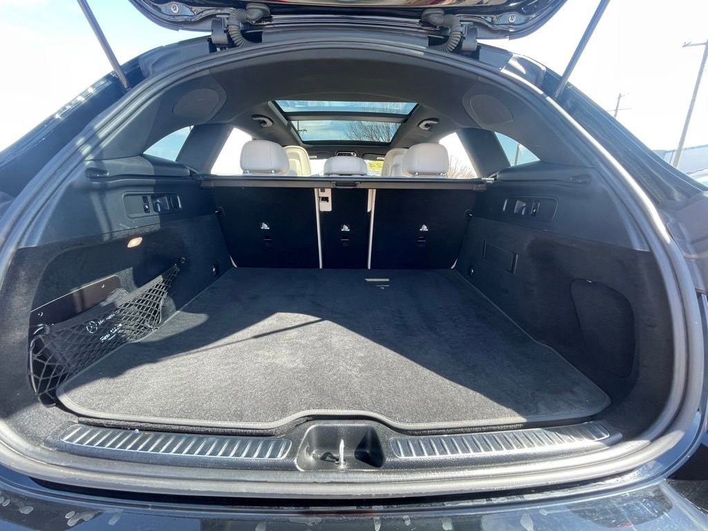 Used 2024 Mercedes-Benz GLC 300 4MATIC image 21