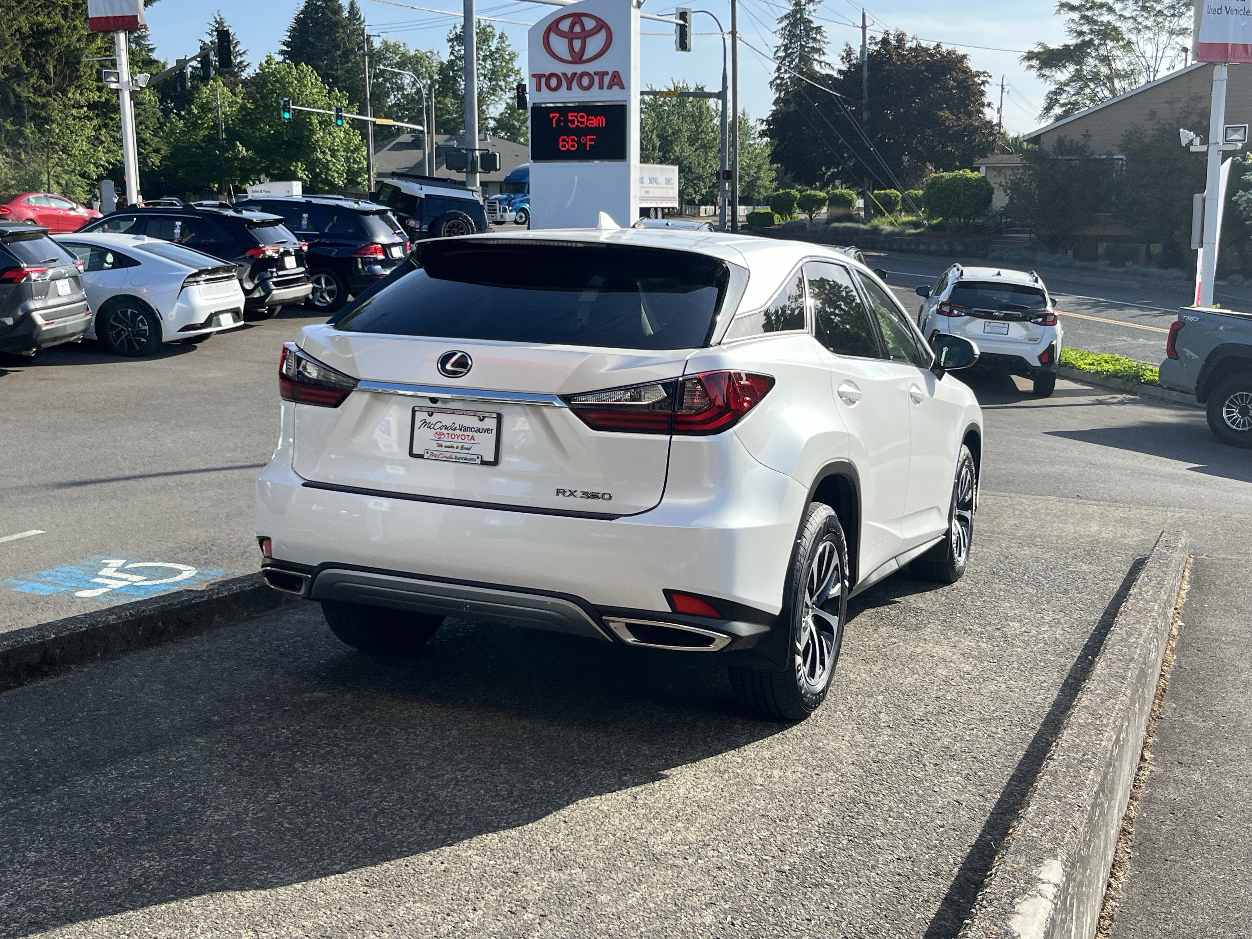 Used 2021 Lexus RX 350 AWD w/ Accessory Package image 6