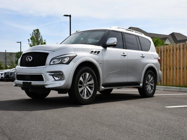 Used 2017 INFINITI QX80 4WD w/ Driver Assistance Package image 4